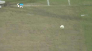 M18: SRH vs KXIP – Shaun Marsh Wicket