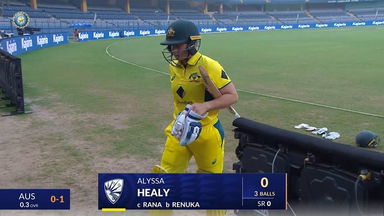 IND-W vs AUS-W 2023-24, 1st ODI: Alyssa Healy Wicket