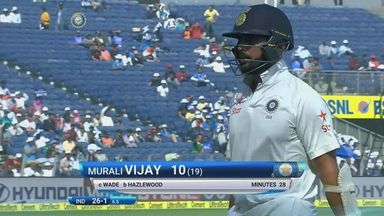 IND vs AUS 2017 - 1st Test Day 2 : Murali Vijay Wicket