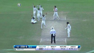 India VS NZ 2016, 1ST Test day 3 - Trent Boult Wicket
