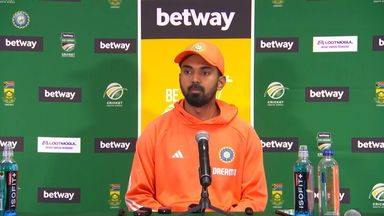 I try to walk in with a free mindset batting in middle order: KL Rahul