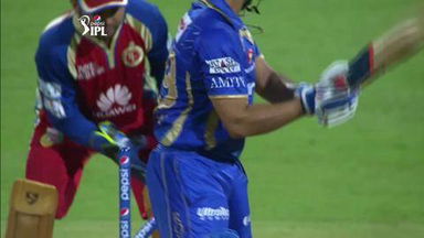 M35: RCB vs RR –  Karun Nair Wicket