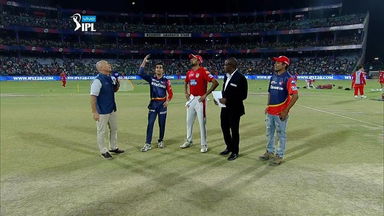M22: DD vs KXIP – Toss