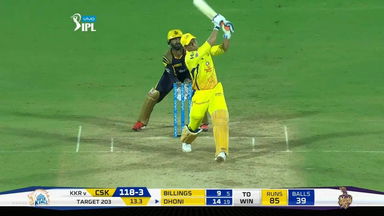 M05: CSK vs KKR – MS Dhoni Six