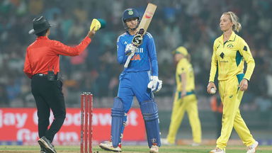 Timing & Placement: Smriti Mandhana's excellent 54(52)