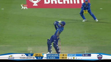 M27: MI vs DC – Quinton de Kock Six