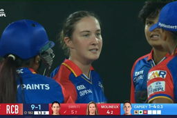 Capsey's comeback delivery to dismiss Captain Mandhana