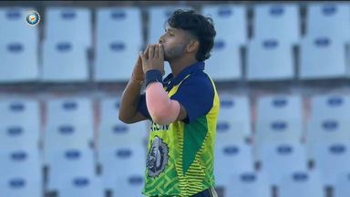 SMAT 2023 QF 2: Akash Sengupta's 3/29 against Kerala