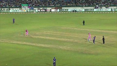 M9: HOB vs NK –  Scott Styris Wicket