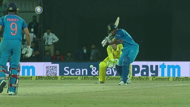 IND vs AUS 2017, 3rd ODI: Hardik Pandya Six