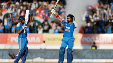 100 with a Maximum! KL Rahul does it with flair