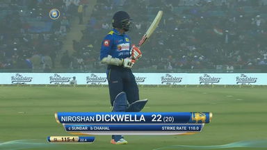 IND vs SL 2017, 2nd ODI: Niroshan Dickwella Wicket