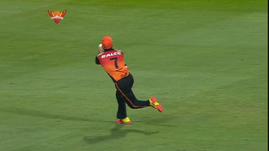 Nabi's stunning tumbling grab