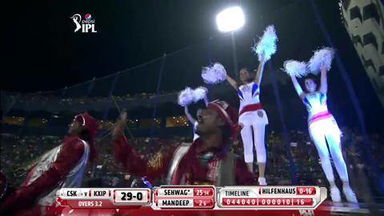 M29: KXIP vs CSK –  Virender Sehwag Six