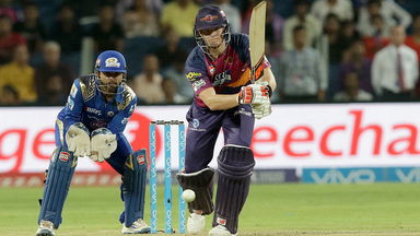 M29: RPS vs MI – Steve Smith 45