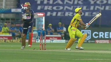 Chakravarthy's perfect comeback to MSD