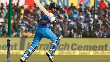 The Yuvraj Singh 150 in under a minute