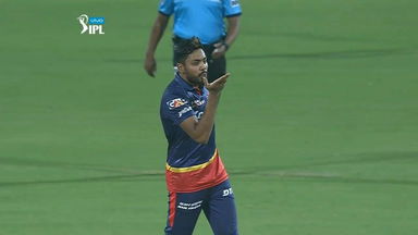 M26: DD vs KKR – Fall of Wickets