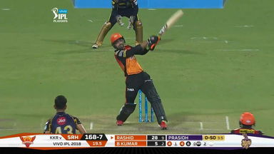 Q2: SRH vs KKR – Rashid Khan Six