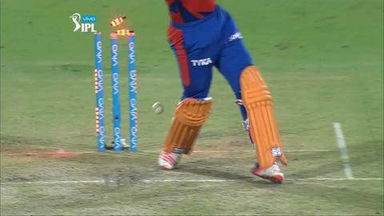 M59: GL vs SRH – Dwayne Bravo Wicket