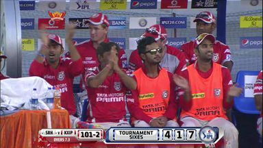 M39: SRH vs KXIP –  Glenn Maxwell Six