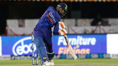 4 balls - 18 runs: Ravindra Jadeja special
