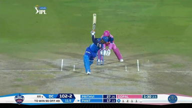 M40: RR vs DC – Rishabh Pant Six