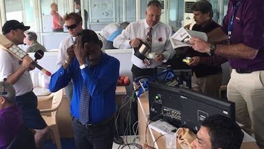 Commentators take on the #MannequinChallenge