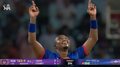 IPL 2026 M70: KKR vs DC - Varun Chakaravarthy Wicket