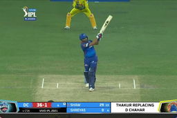 Q1: DC vs CSK – Prithvi Shaw Six