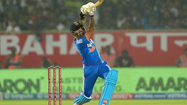 FIFTY with a MAXIMUM, Suryakumar Yadav style