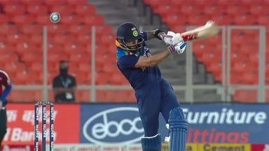 IND vs ENG 2021, 5th T20I : Virat Kohli Six
