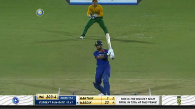 IND vs SA 2022, 1ST T20I: Hardik Pandya Six