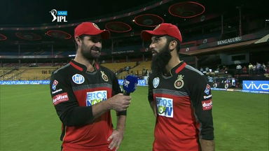 Only #AB can pull off a catch like that - Moeen Ali
