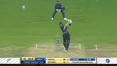 IND vs NZ 2021, 2ND T20I : Martin Guptill Six