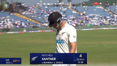 IND vs NZ 2024, 2nd Test: Mitchell Santner Wicket