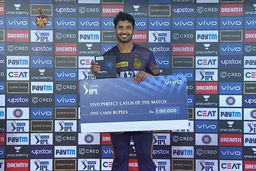 M54: KKR vs RR  – VIVO perfect catch of the match – Rahul Tripathi