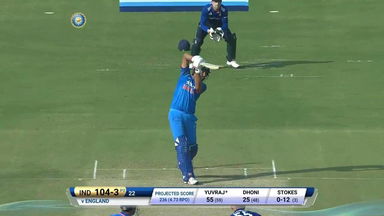 IND vs ENG 2017, 2nd ODI : Yuvraj Singh Six
