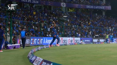 Calm & Simple: Pooran's excellently judged catch