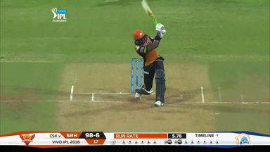 Q1: SRH vs CSK – Carlos Brathwaite Six