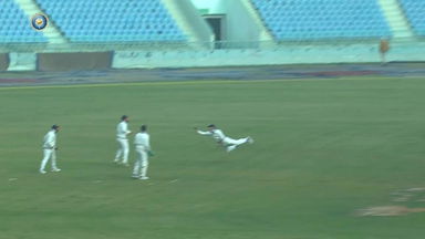 Ranji Trophy  2022/23: Madhav Kaushik's fantastic one-hand grab