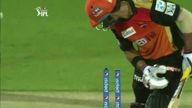 M11: SRH vs RR – Naman Ojha Wicket