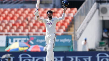 Vice-captain KL Rahul stands tall with glorious 100(165)