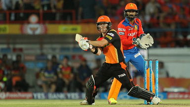 M15: GL vs SRH – David Warner 74*