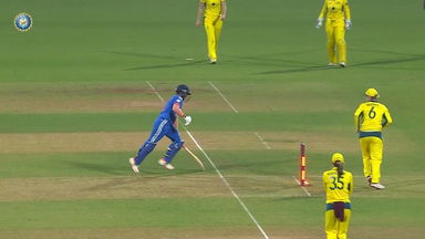 IND-W vs AUS-W 2023-24, 2nd T20I: Deepti Sharma Wicket