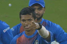 Super Saini bamboozles Danushka