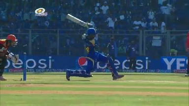 M23: MI vs SRH – Lendl Simmons Six