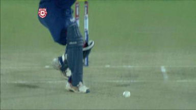 M67: KXIP vs DD – Irfan Pathan Wicket