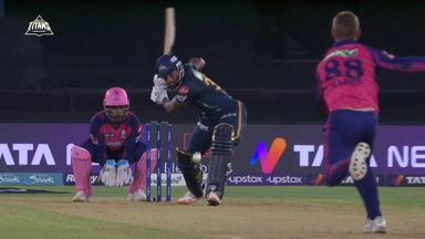 6 & 4: Hardik Pandya presses the accelerator button