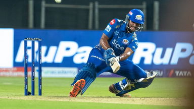 Tilak Varma's stunning scoop SIX